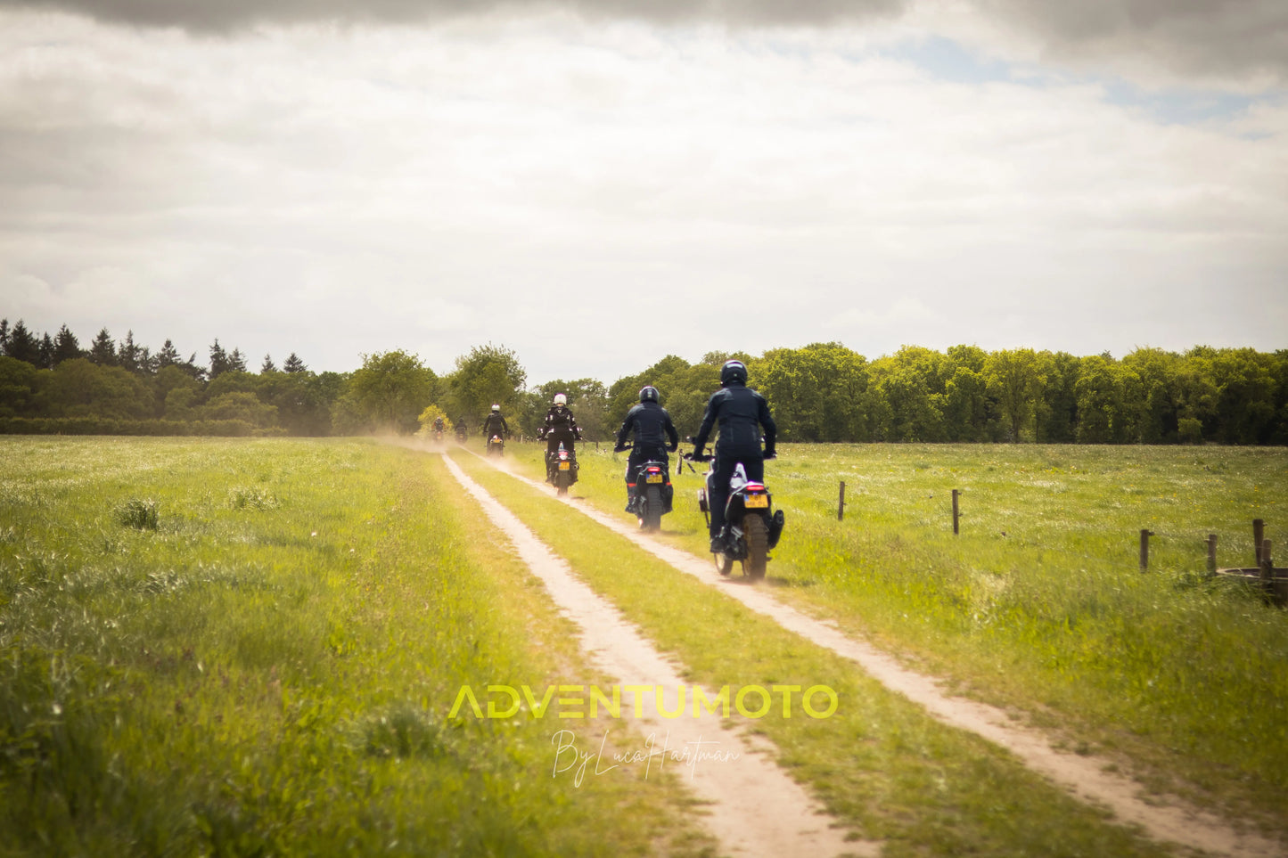 Groep offroad rijders
